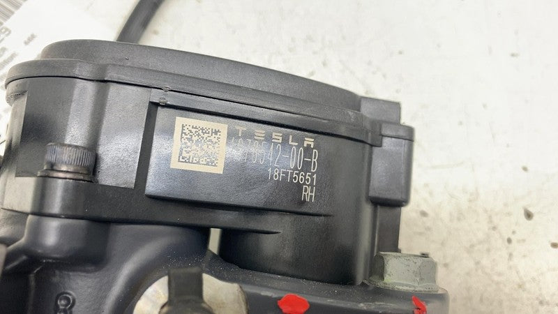 1078542-00-B ⭕ 2019-2021 Tesla Model X Rear Right Caliper w/ Brake Hose Line OEM 1078542-00-B