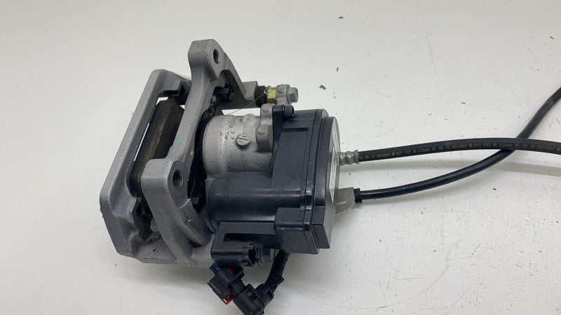 ⭕ 17-25 Tesla Model 3 M3 Rear Left Caliper w/ Brake Hose Line BASE 104