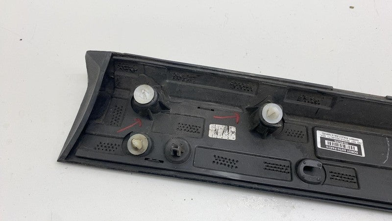 31672656 ⭕ 21-24 Polestar 2 Front Passenger Right Door Lower Trim Panel Molding 31672656