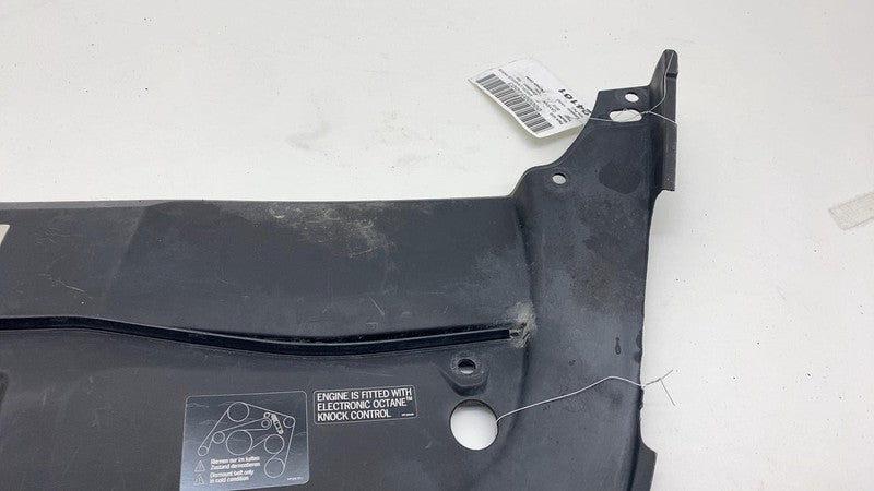 7P5 805 806 B 2011 2012 2013 2014 Porsche Cayenne Engine Bay Cover Panel Center Side Hood Lock