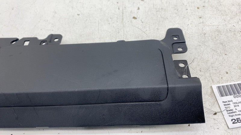 ⭕ 2017-2023 Tesla Model 3 Right Lower Knee Safety Airbag Module RH 107