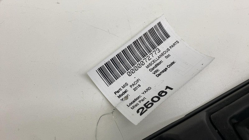 68227986A ⭕ 17-24 Chrysler Pacifica Right Side Roof Rail Rack Luggage Carrier 68227986AG