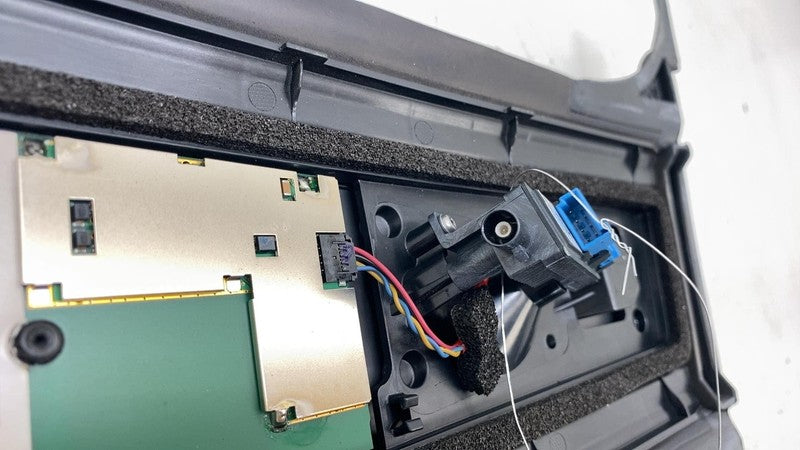 ⭕ 20-23 Model Y Left Exterior B-Pillar Applique Glass Trim LH AP3 1506