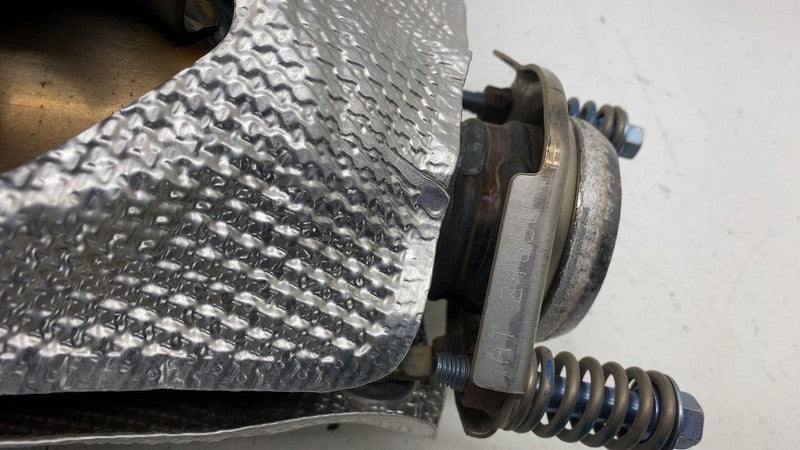 ⭕ 2023-2024 Toyota Prius 2.0L Exhaust Manifold w/ Heat Shield Assembly