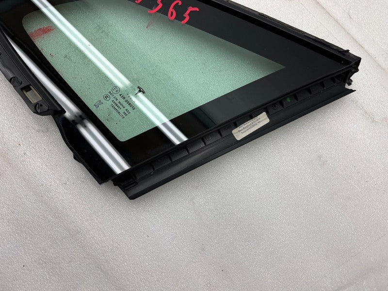 E6 43R-008010 ⭕ 2012-2020 Tesla Model S Rear Passenger Side Quarter Fixed Glass Right Assembly