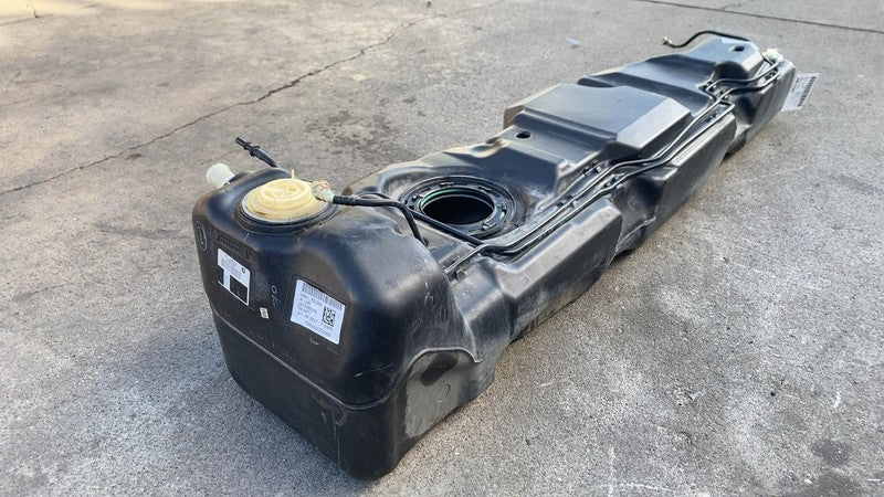 68068728AH ⭕ 2007-2018 Jeep Wrangler JK Fuel Tank 4 Door 22.5 Gallon OEM 68068728AH Damaged