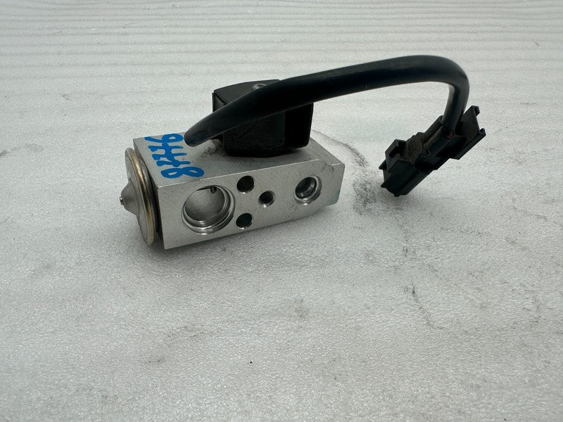 6008481 00 A ⭕ 12-15 Tesla Model S A/C Suction Line Valve w/ Solenoid Assembly 6008481-00-A