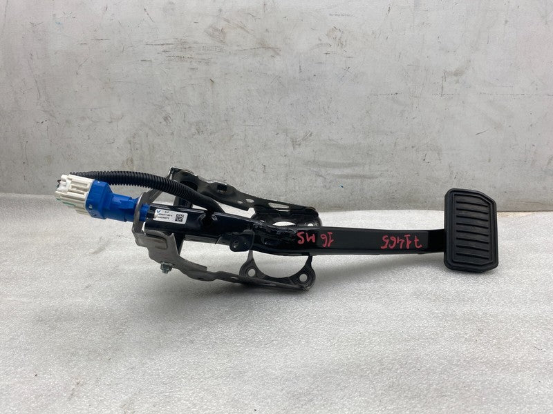 105065700A ⭕ 2012-2020 Tesla Model S MS Brake Stop Pedal w/ Sensor Assembly 1050657-00-A