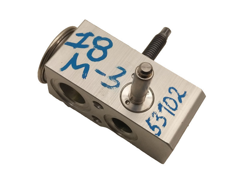 1101878 00 A ⭕ 17-23 Model 3 A/C HVAC Air Conditioner Heater Core Valve Sensor 1101878-00-A