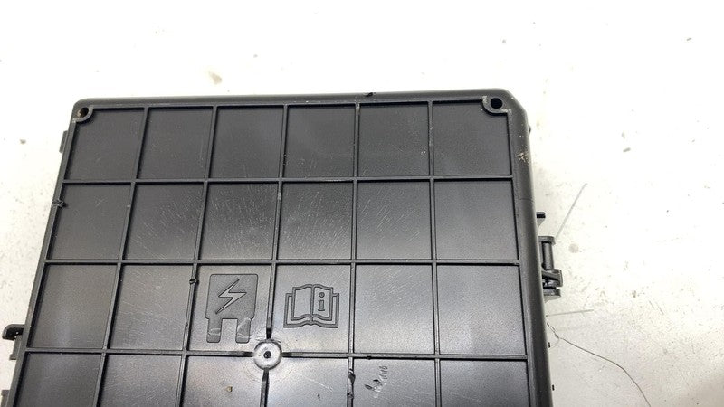 LJ8T14D068NAC ⭕ 21-24 Ford Mustang Mach-E Engine Bay Relay Junction Box OEM LJ8T-14D068-NAC