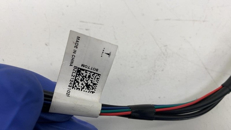 ⭕ 21-23 Tesla Model S Plaid Right Charge Port Door Cover Reflector 155