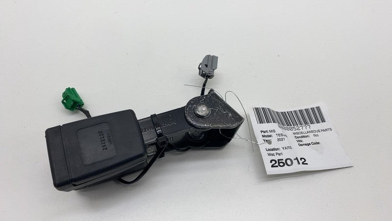2021 2022 2023 2024 Tesla Model S MS Rear Passenger Side Seat Belt Buc