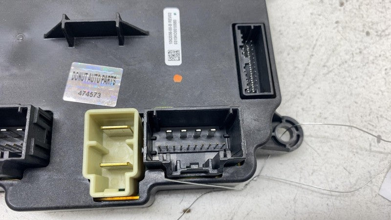 106205600B 2016-2020 Tesla Model X Rear Falcon Controller Door Control Module 1062056-00-B