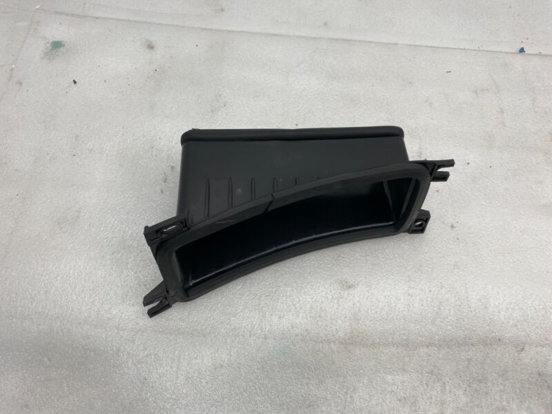 1046211 ⭕16-20 Tesla Model S X Air Conditioning HVAC Intake Duct Adapter Housing 1046211