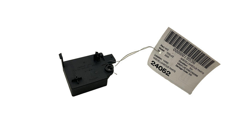 ⭕ 17-23 Tesla Model 3 Rear Bumper BCM Computer Body Control Module 109