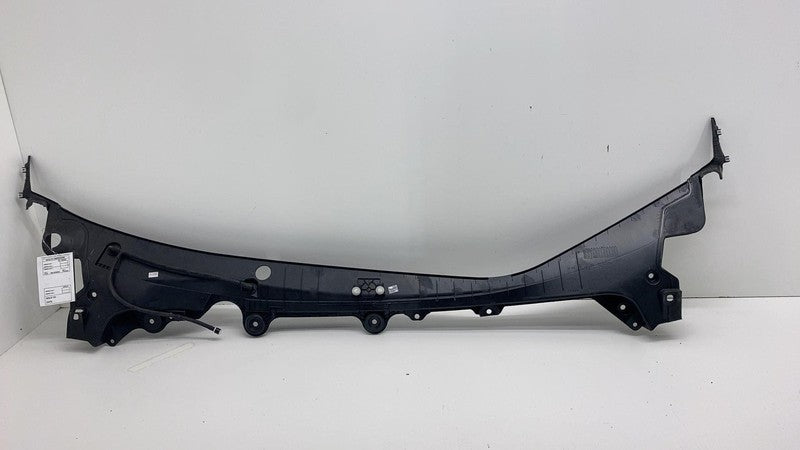 171249301E 2024 2025 Tesla Model 3 Front Windshield Wiper Cowl Screen Underhood Trim Panel