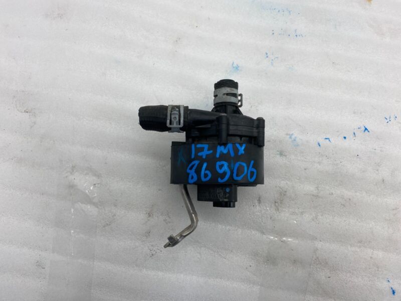 2016-2020 Tesla Model X MX Cooling System Auxiliary Coolant Water Pump Assembly