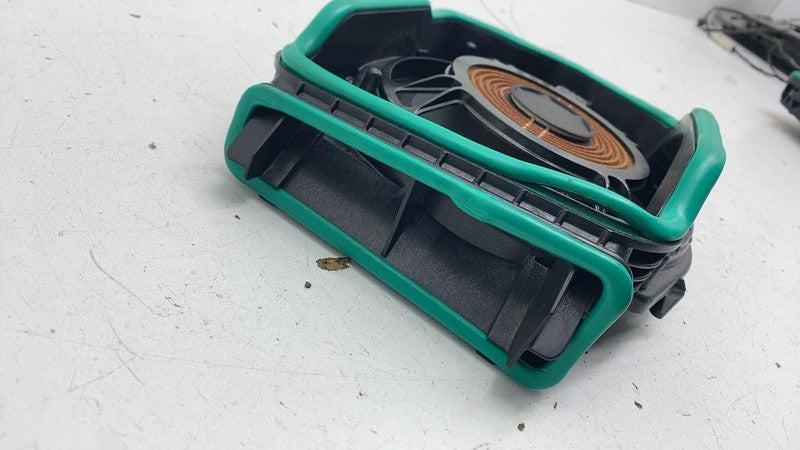 ⭕ 2017-2023 BMW 540i Left Side Center Subwoofer Audio Speaker LH 65136