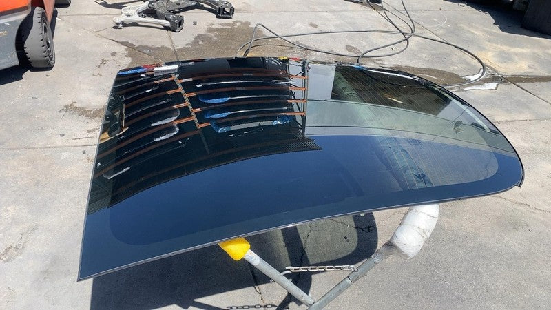 ⭕ 17-20 Model 3 M3 Rear Trunk Panoramic Backlite Glass Back Section 14