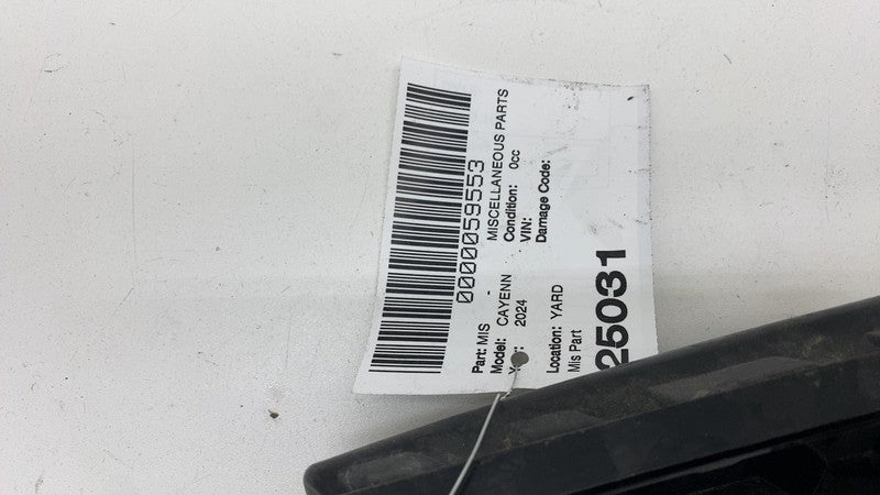 9Y0 807 572 E ⭕ 19-24 Porsche Cayenne Front Right Headlight Outer Head Lamp Bracket 9Y0807572E