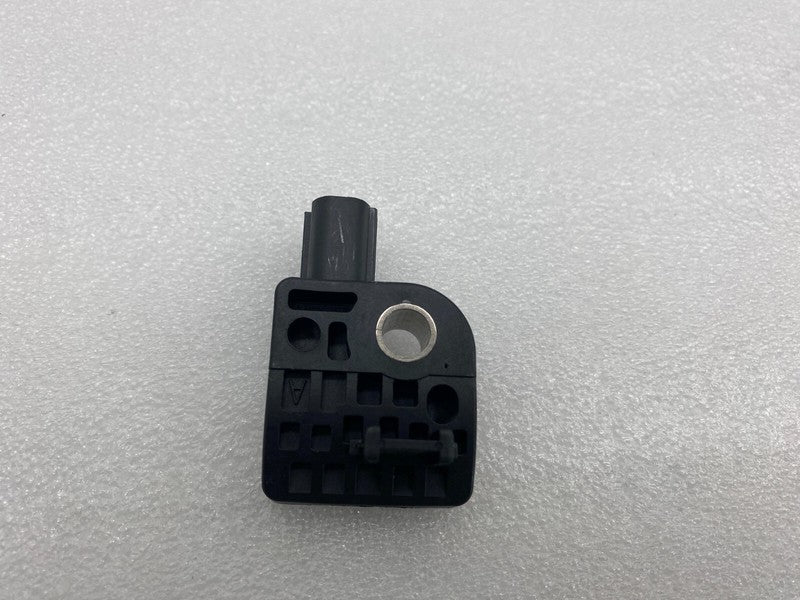 ⭕ 2012-2015 Tesla Model S C-Pillar Acceleration Impact Sensor OEM 1009