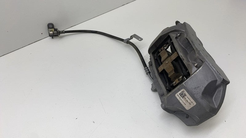 1044622-00-D ⭕ 2017-2023 Tesla Model 3 Front Right Caliper w/ Brake Hose Line RH 1044622-00-D