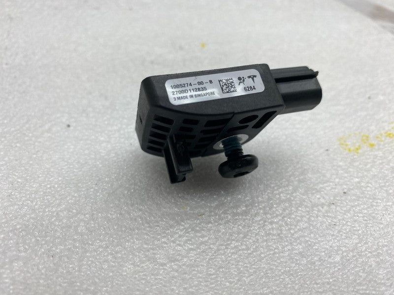 100527400B ⭕12-20 Model S Front Left or Right Acceleration Crash Impact Sensor 1005274-00-B