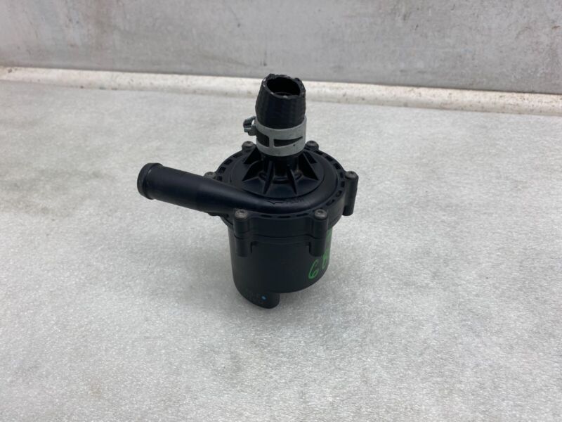 2016-2020 Tesla Model S X Cooling System Auxiliary Water Coolant Pump FWD Assy