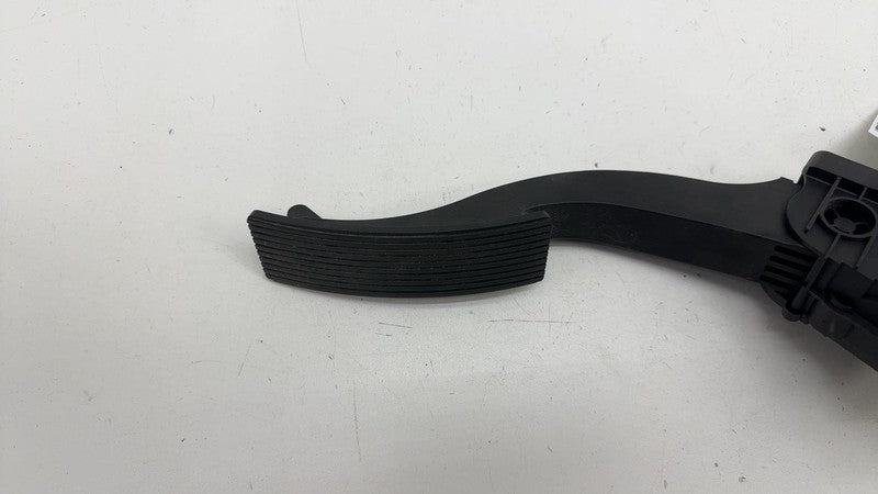 A2463001404Q6 ⭕ 13-19 Mercedes-Benz B-Class Front Driver Gas Accelerator Pedal A2463001404Q6