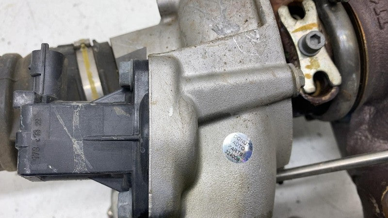 ⭕ 14-24 Maserati Ghibli Right Turbocharger Manifold Air Cleaner Duct I