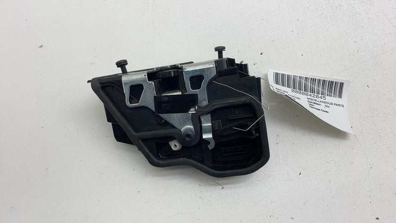 1120085 ⭕ 2011-2016 Mini Cooper Countryman S Front or Rear Right Trim Door Latch 1120085