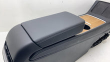 Front Console TESLA MODEL 3 22