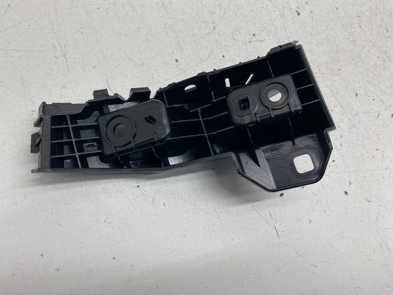 1755643 00 D ⭕ 24-26 Tesla Model 3 Rear Right Taillight Taillamp Lower Bracket 1755643-00-D