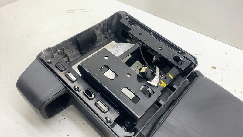 ⭕ 2022 Rivian EDV700 Fold Down Passenger Jump Seat + Cupholder & Seatb