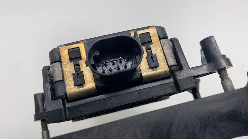 104599300C 2012 2013 2014 2015 Tesla Model S MS Front Radar Control Module and Bracket OEM