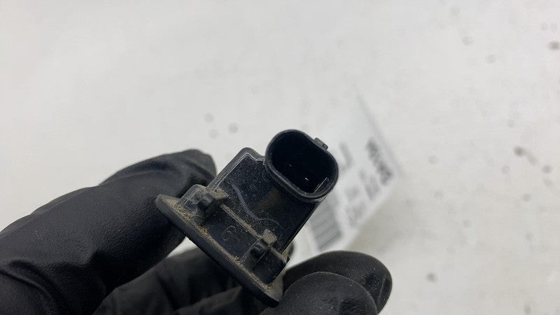 68276972AA ⭕ 17-24 Chrysler Pacifica Tailgate Liftgate License Plate Light Lamp 68276972AA