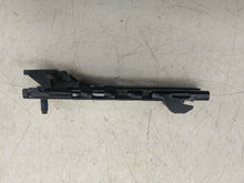 ⭕17-23 Model 3 Y Front 1st Row Left/Right Seat Belt Height Adjuster 1068130-01-B