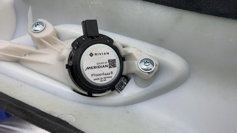 ⭕ 22-24 Rivian R1T R1S Front Right A-Pillar Upper Trim Cover Panel PT0