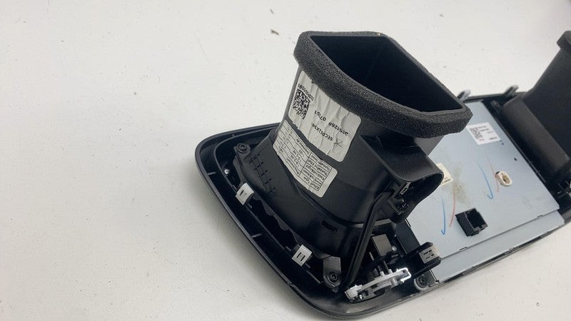 ⭕ 18-20 Chrysler Pacifica 8.4" Multimedia Radio Touch Screen Display 6