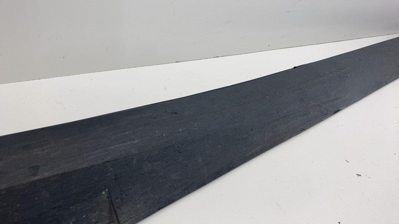 32259230 ⭕ 21-23 Polestar 2 Passenger Side Rocker Skirt Panel Molding Trim Right 32259230