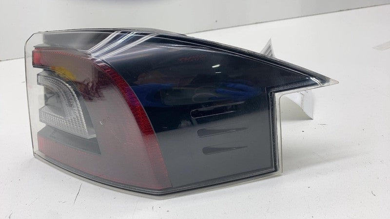 ⭕ 2012-2022 Tesla Model S Rear Right Taillight LED Outer Tail Lamp 600