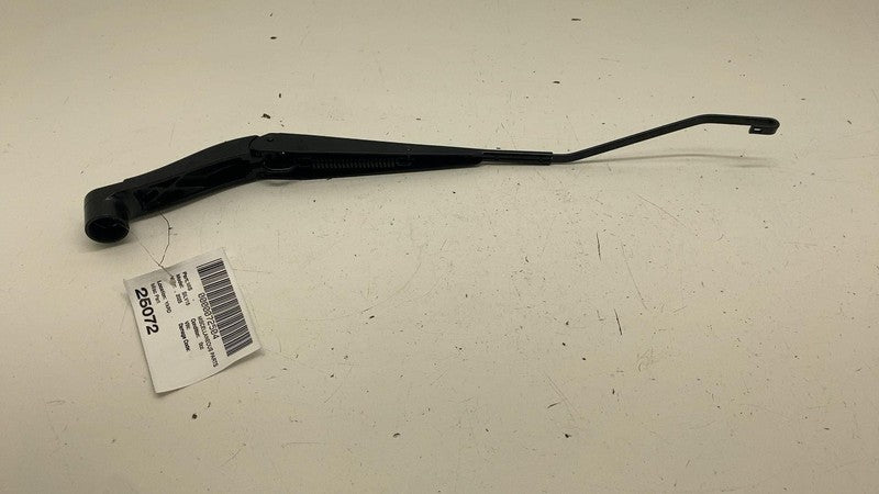⭕ 19-25 Chevrolet Silverado 1500 Front Driver Side Windshield Wiper Arm Left OEM