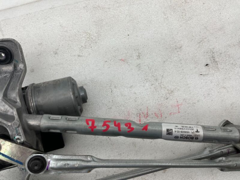 1658936 00 A ⭕ 20-23 Model Y Front LHD Windshield Wiper Linkage Module and Motor 1658936-00-A