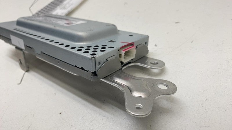1079749-00-E ⭕ 2017-2023 Tesla Model 3 Harman Becker Radio FM/HD Receiver Module 1079749-00-E