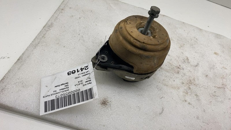 A1662405817 2012-2018 Mercedes-Benz GLE350 Driver Side Engine Mount Bracket Insulator Left