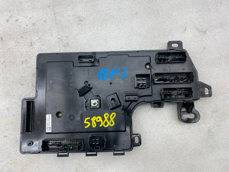 1078673 00 H ⭕ 17-23 Model 3 Front Left ECM Low Voltage Controller Unit Module 1078673-00-H
