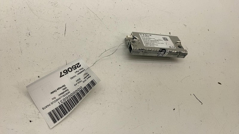 185281700E ⭕ 24-25 Tesla Model 3 M3 Radio Tuner Module FM/HD OEM 1852817-00-E Model 920777A