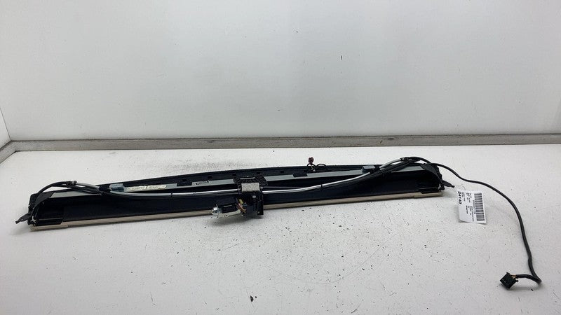 A 212 810 16 20 ⭕2010-2016 Mercedes W212 E350 E550 Sedan Rear Power Window Sun Shade A2128101620