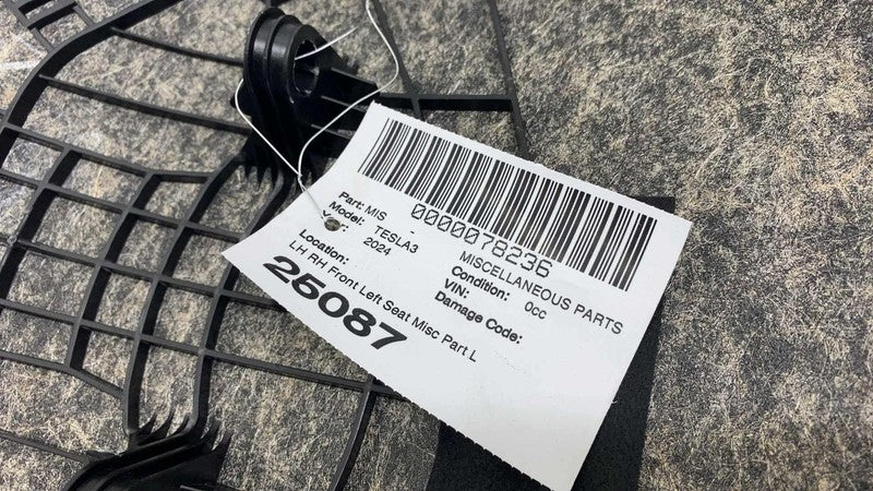 ⭕ 24-25 Model 3 M3 Front Left or Right 1st Row Seatback Panel Shell 18