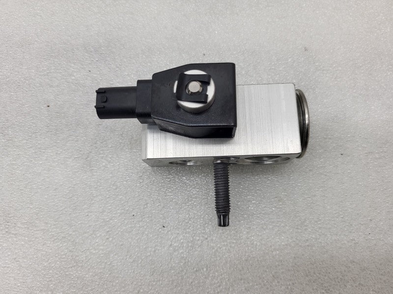 1101878 00 A ⭕ 17-23 Tesla Model 3 M3 TXV A/C HVAC Heater Core Valve Tube Sensor 1101878-00-A